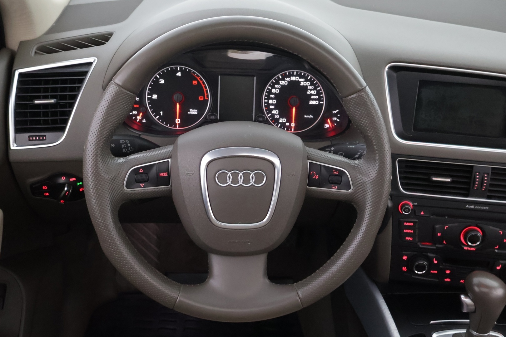 AUDI Q5 2012