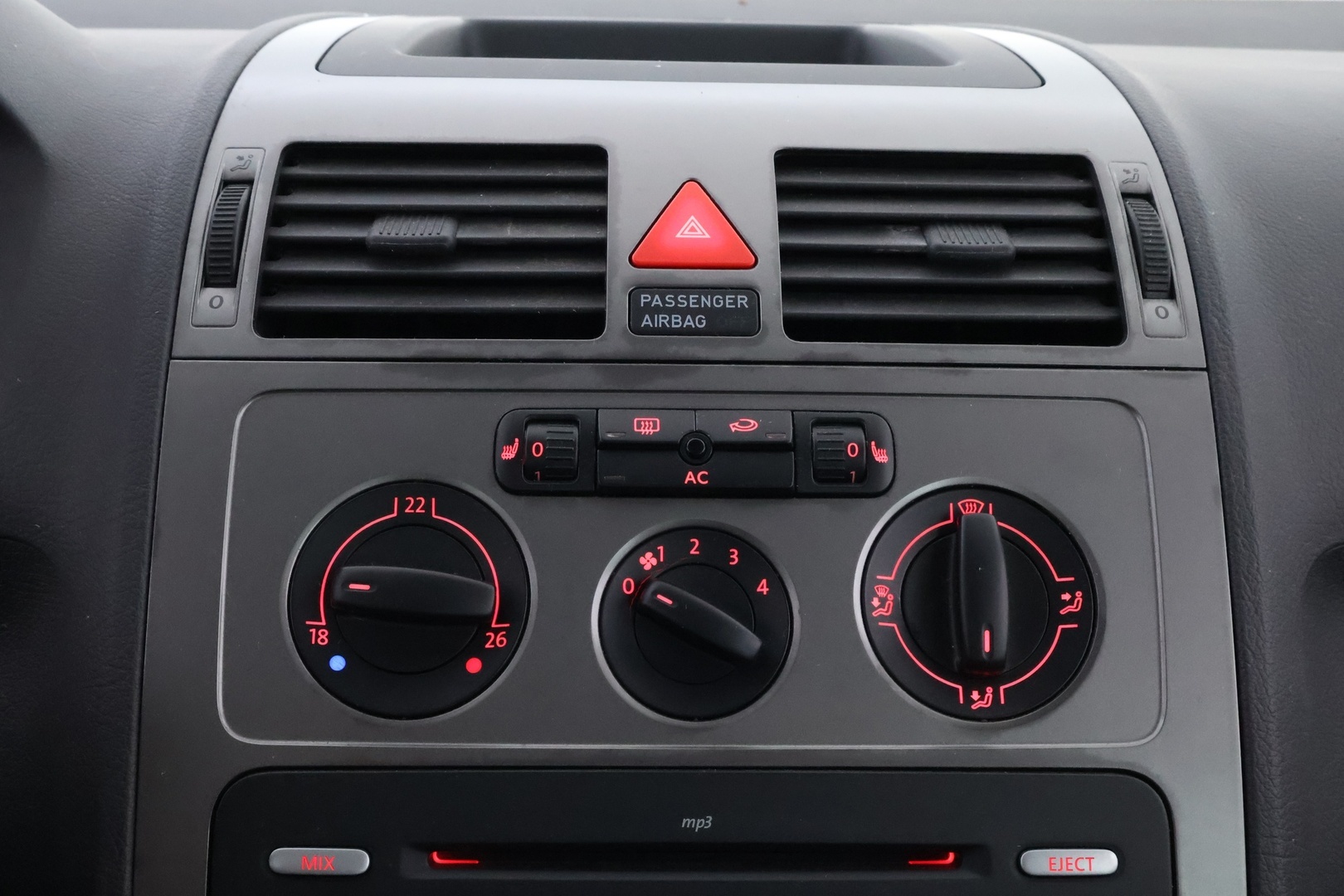 VOLKSWAGEN Touran 2007
