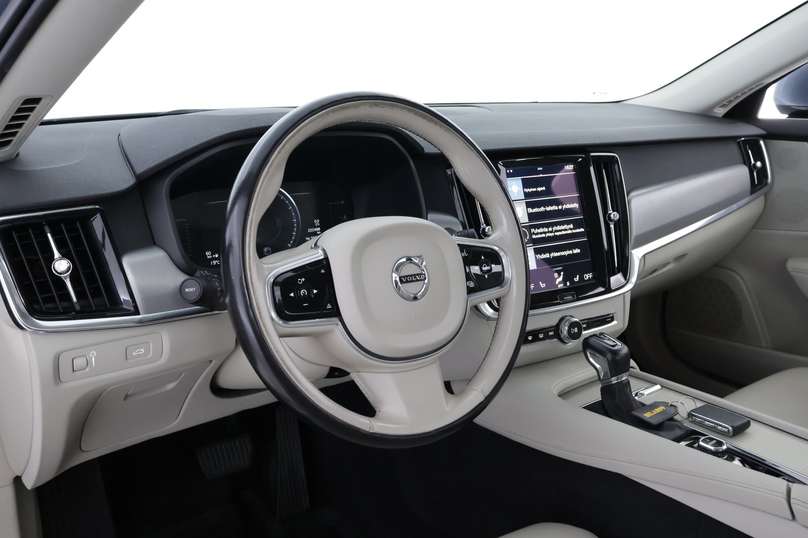 VOLVO S90 2017