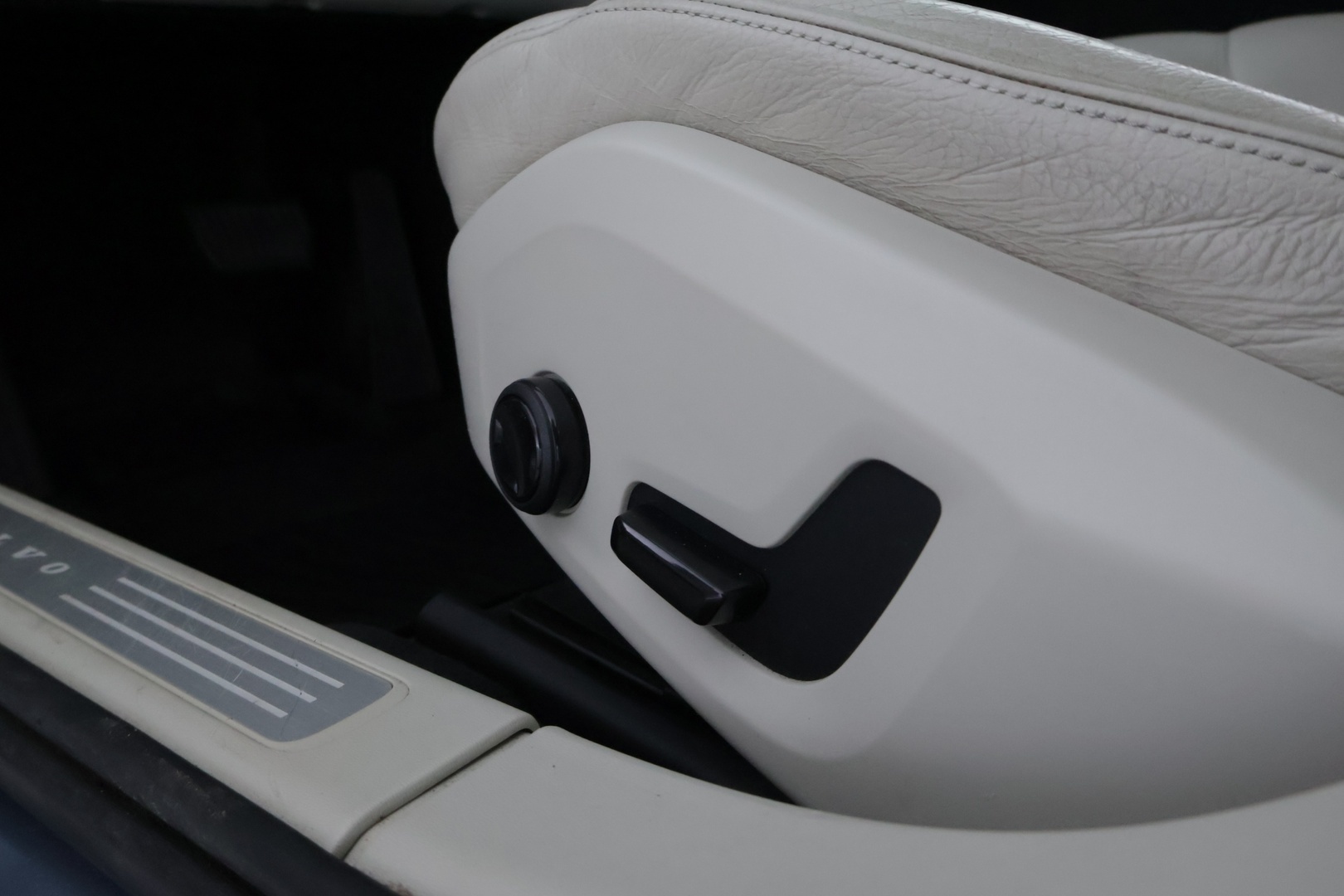 VOLVO S90 2017