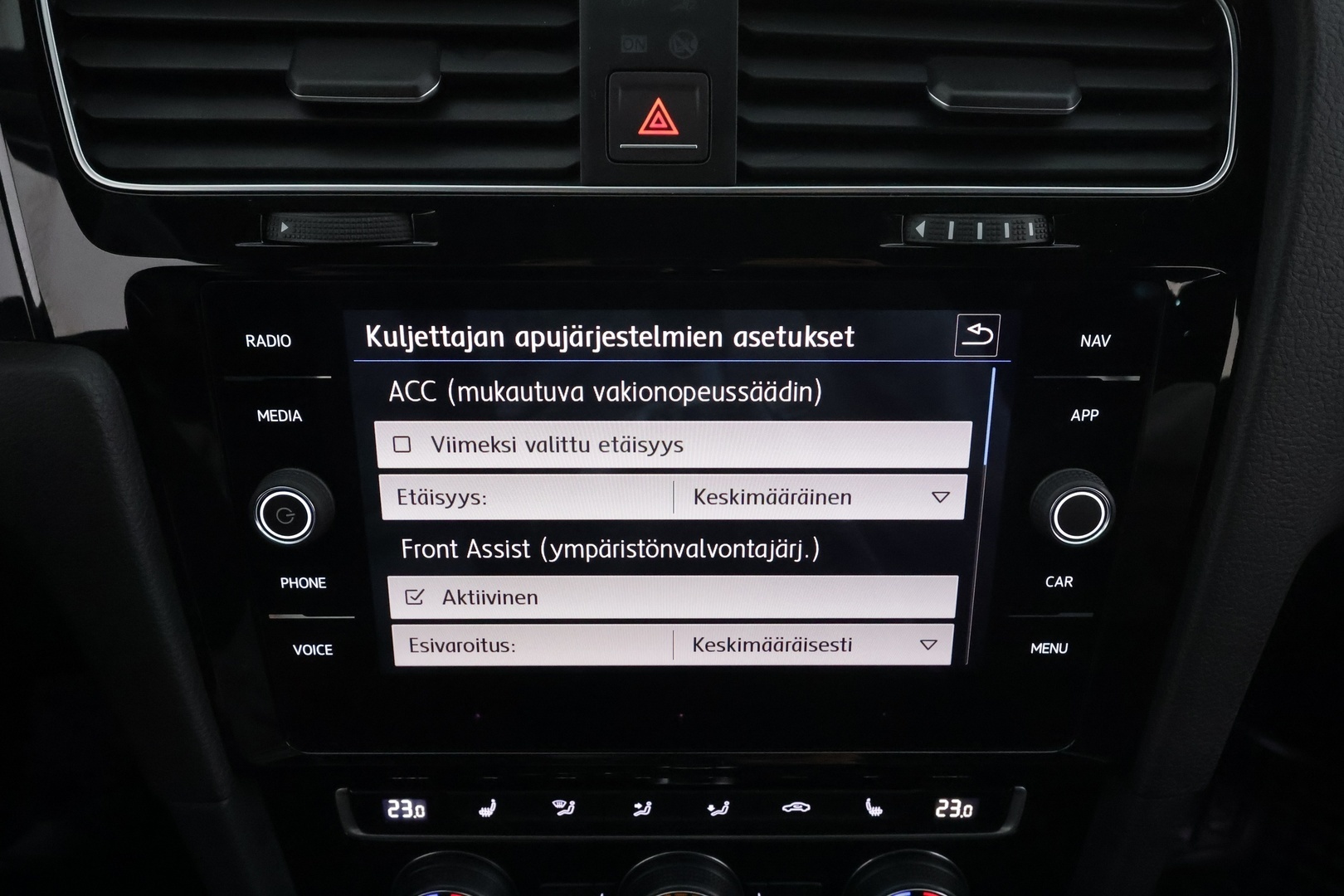 VOLKSWAGEN Golf 2018
