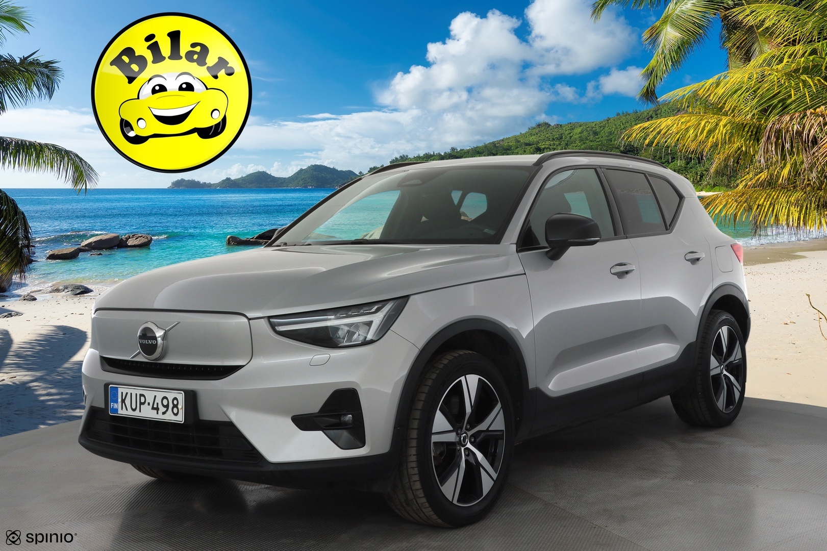 VOLVO XC40 2023