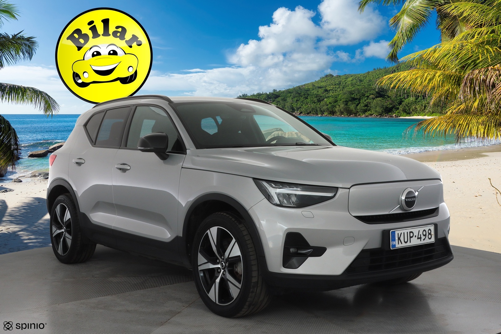 VOLVO XC40 2023