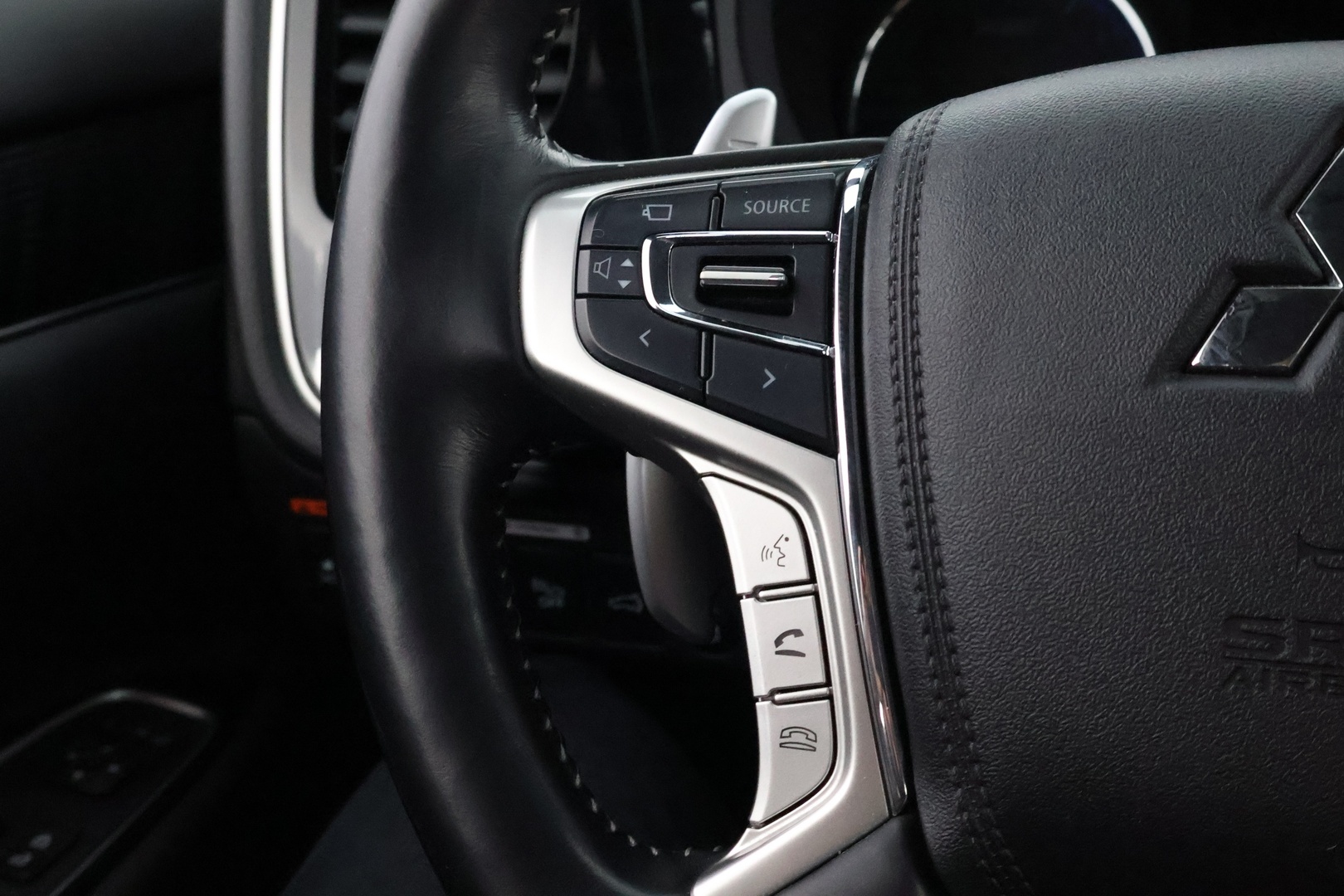 MITSUBISHI OUTLANDER PHEV 2020