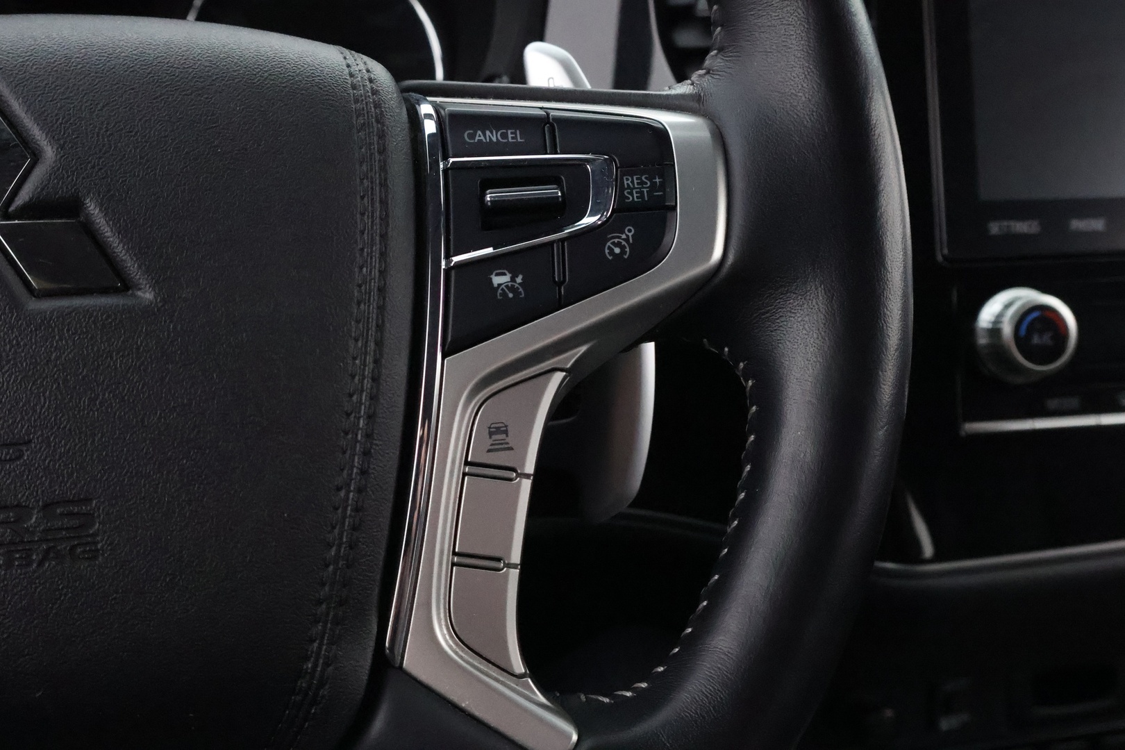 MITSUBISHI OUTLANDER PHEV 2020