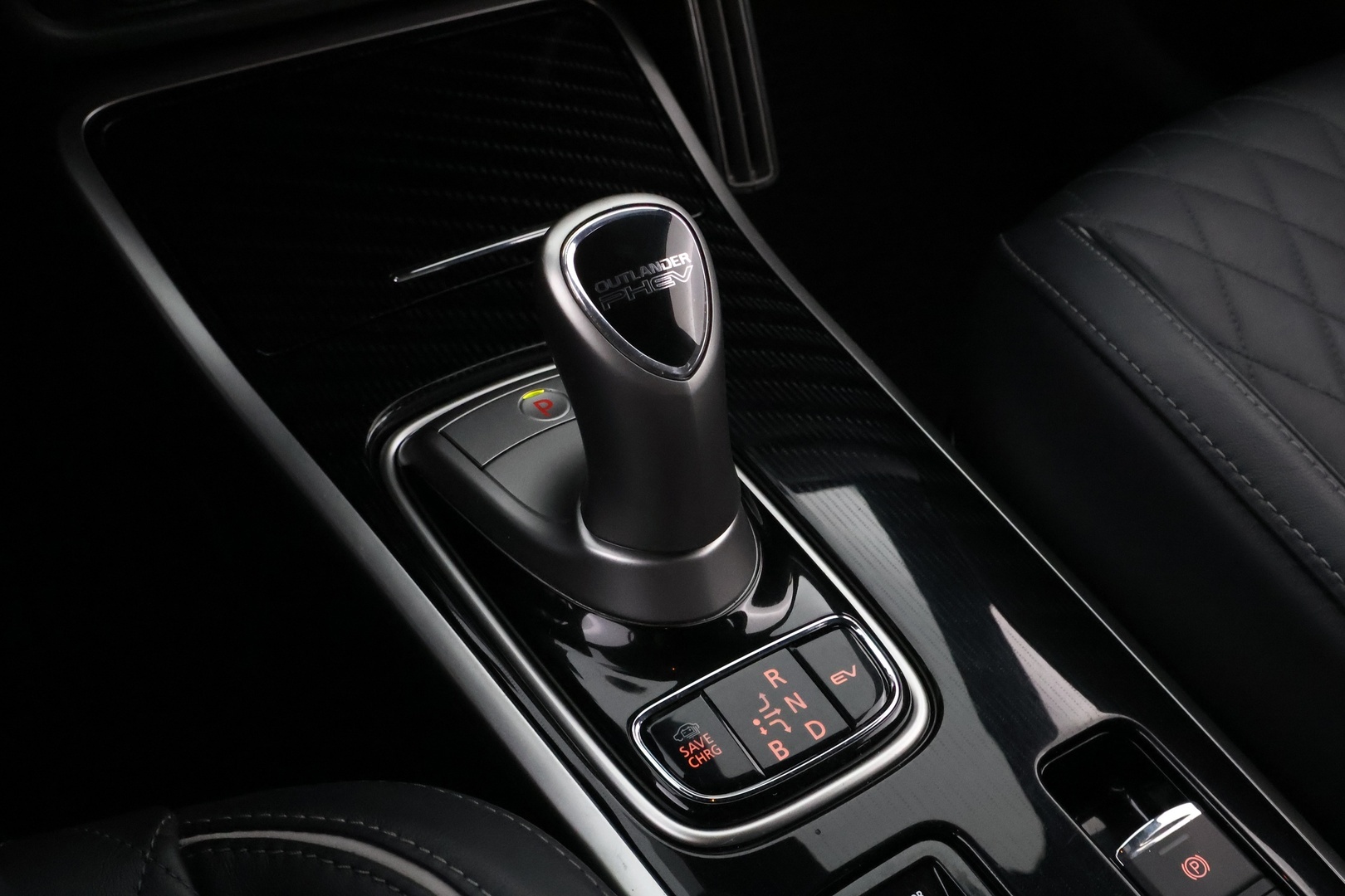 MITSUBISHI OUTLANDER PHEV 2020