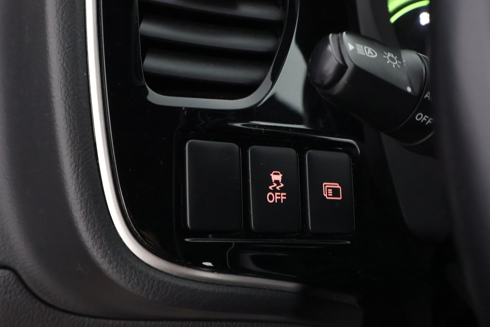 MITSUBISHI OUTLANDER PHEV 2020