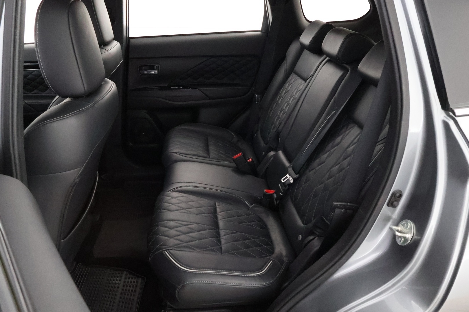 MITSUBISHI OUTLANDER PHEV 2020