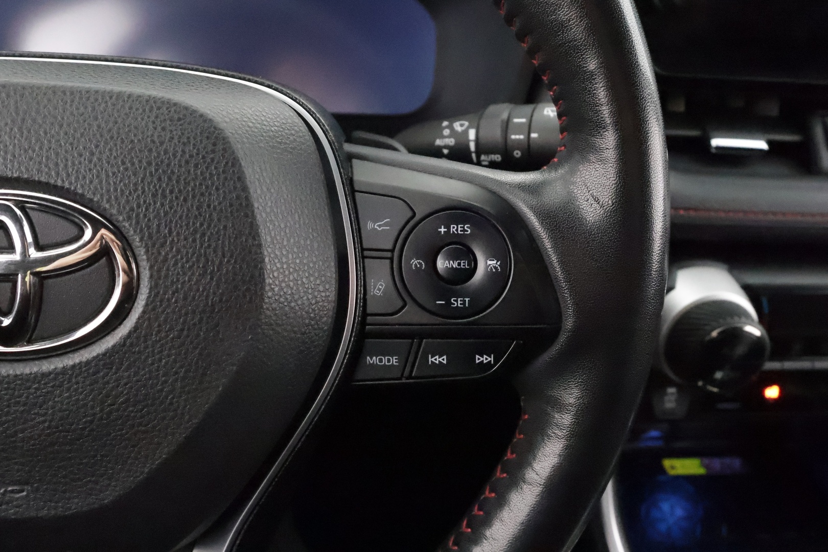 TOYOTA RAV4 Plug-in 2023