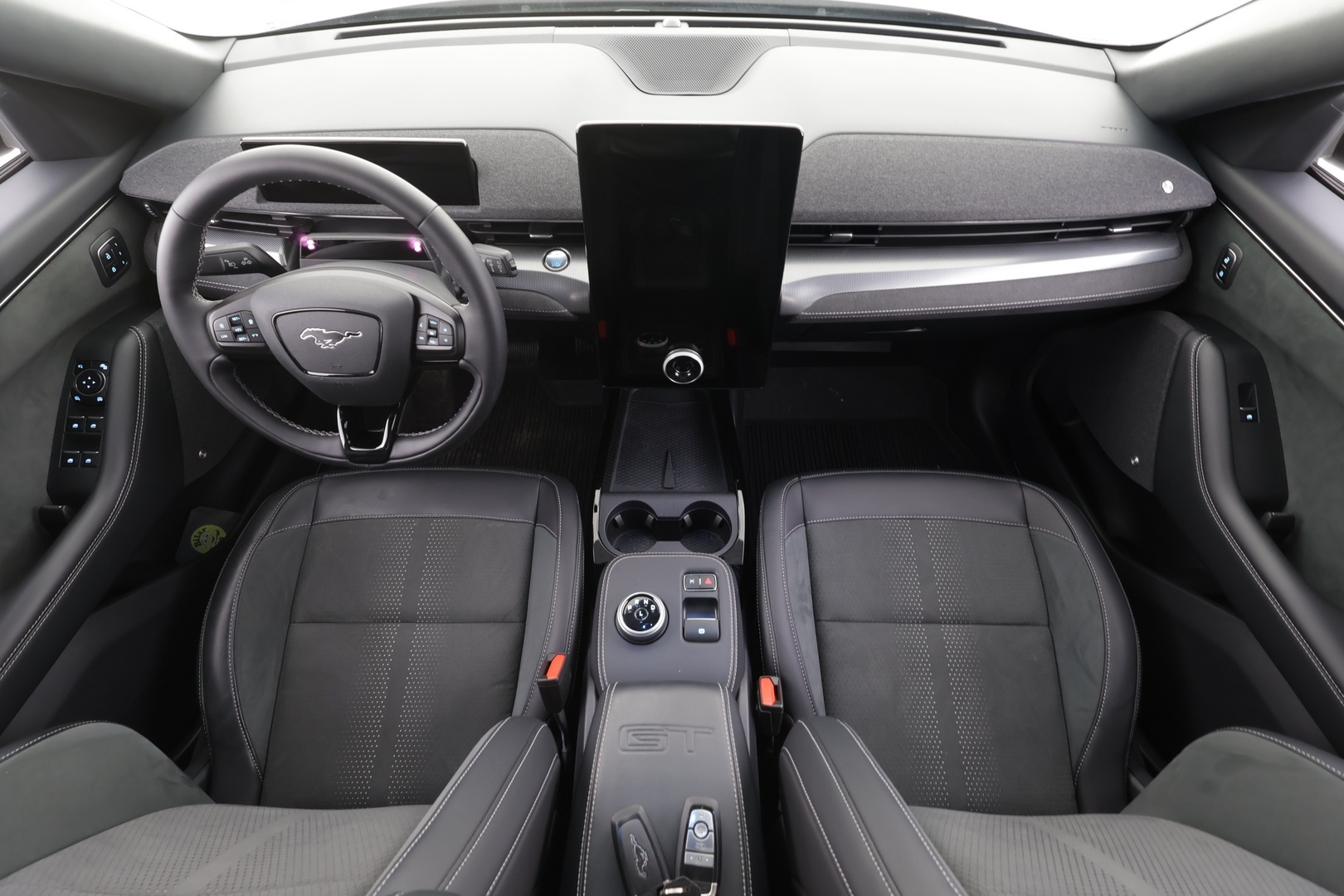 FORD Mustang Mach-E 2024