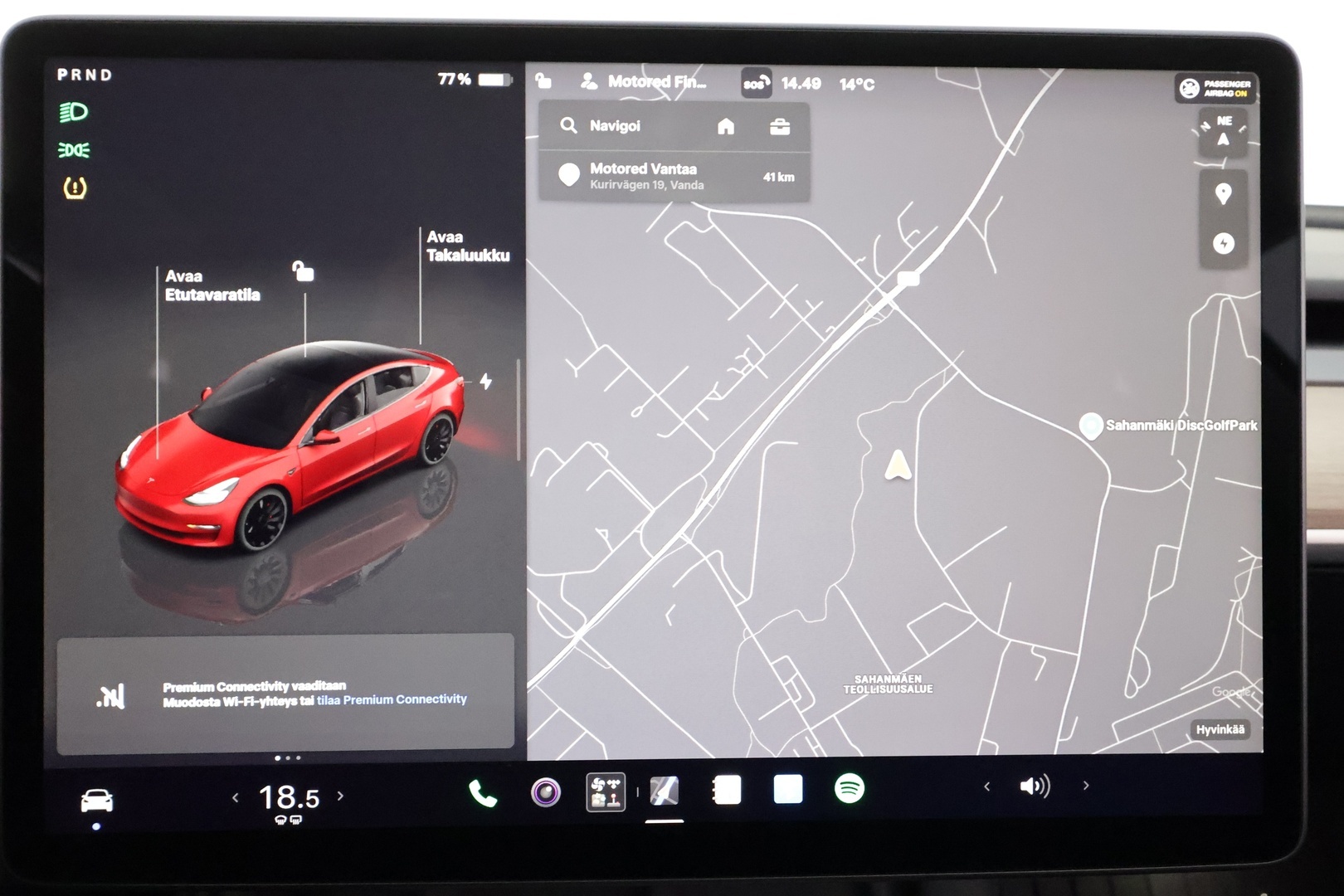 TESLA Model 3 2022