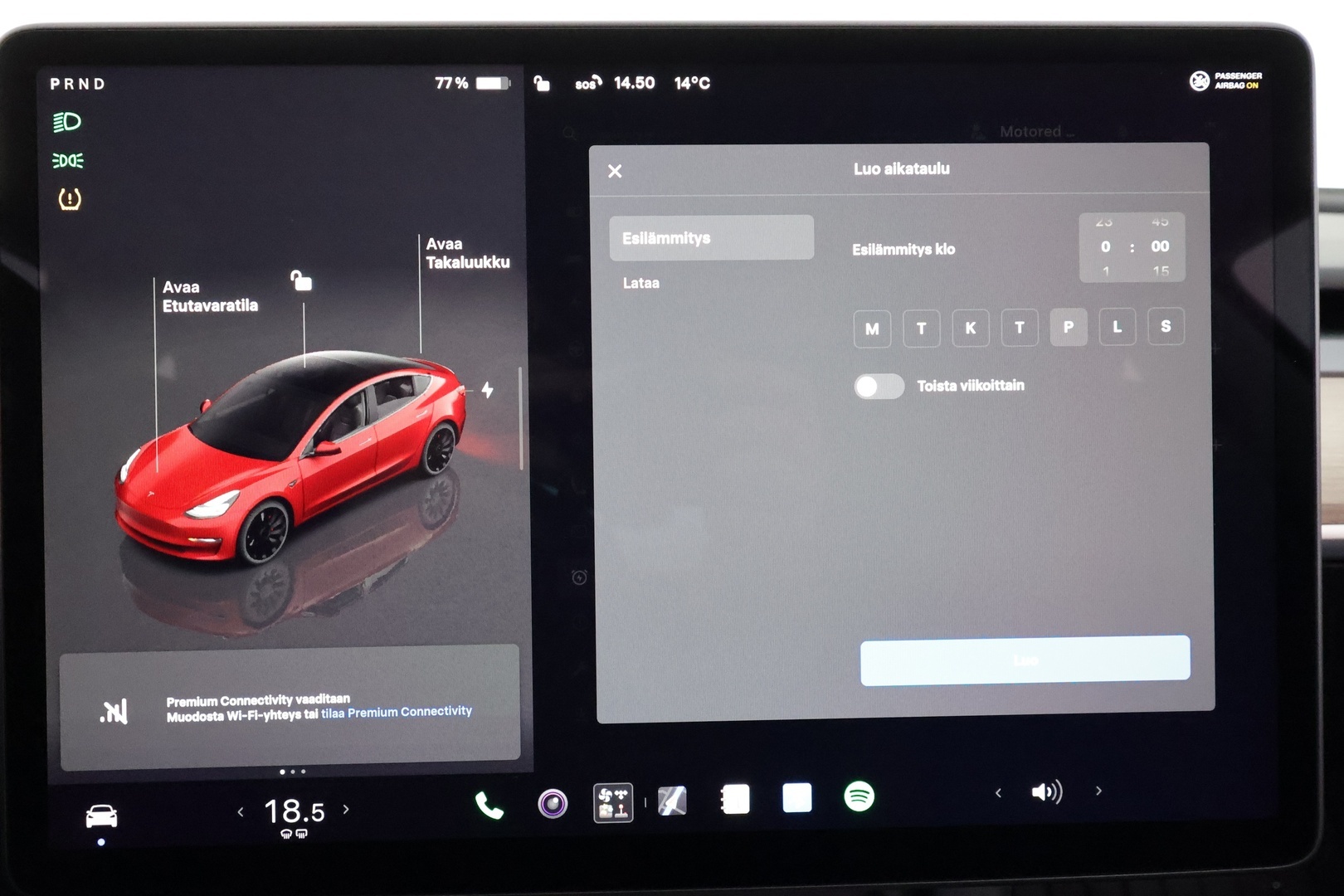 TESLA Model 3 2022