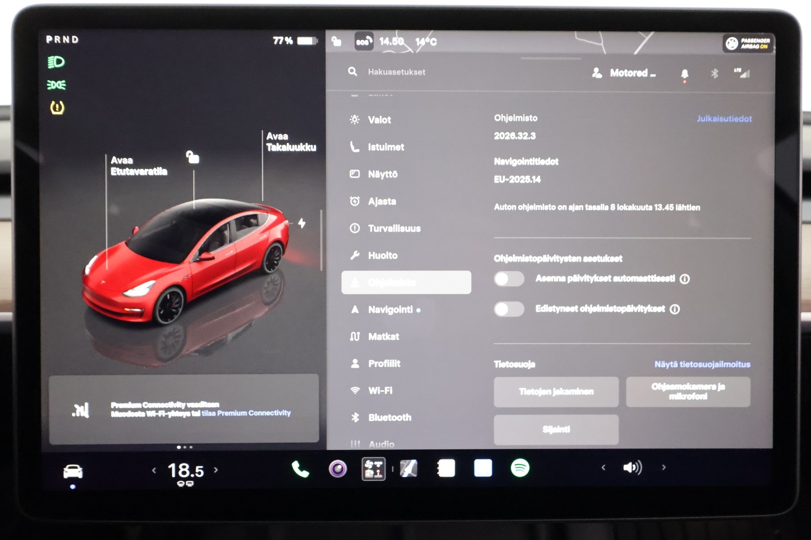 TESLA Model 3 2022