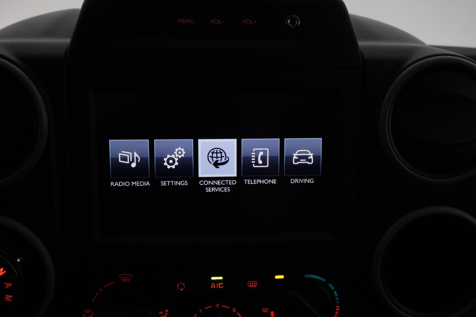 PEUGEOT Partner 2018