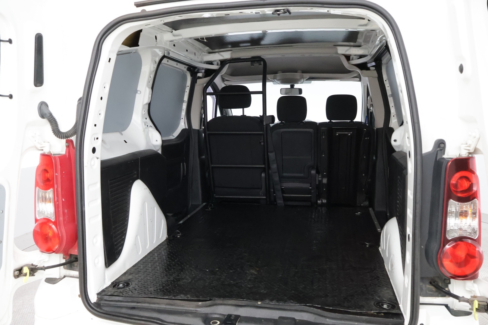 PEUGEOT Partner 2018