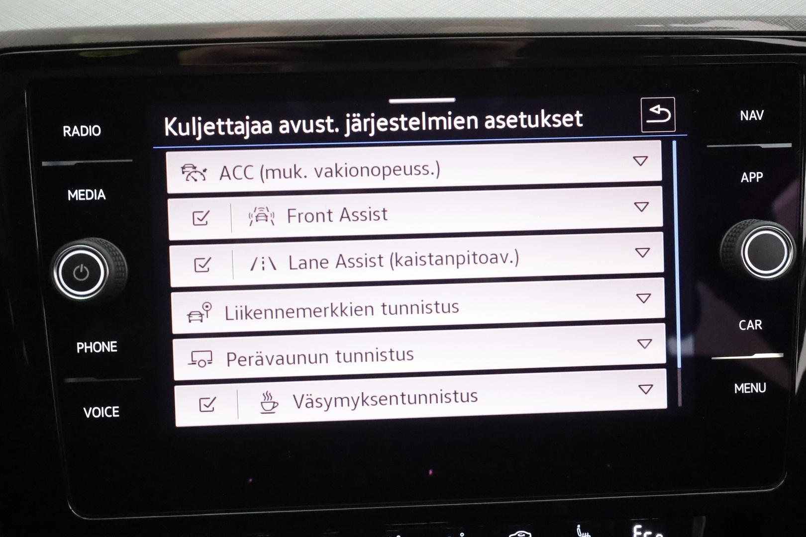 VOLKSWAGEN Passat 2020