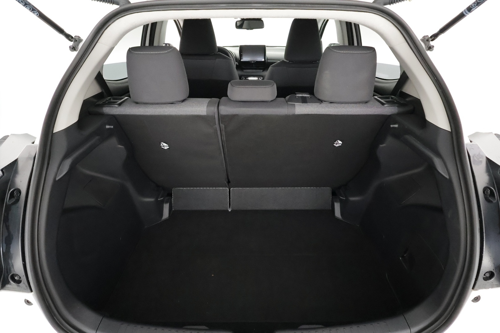 TOYOTA Yaris 2024
