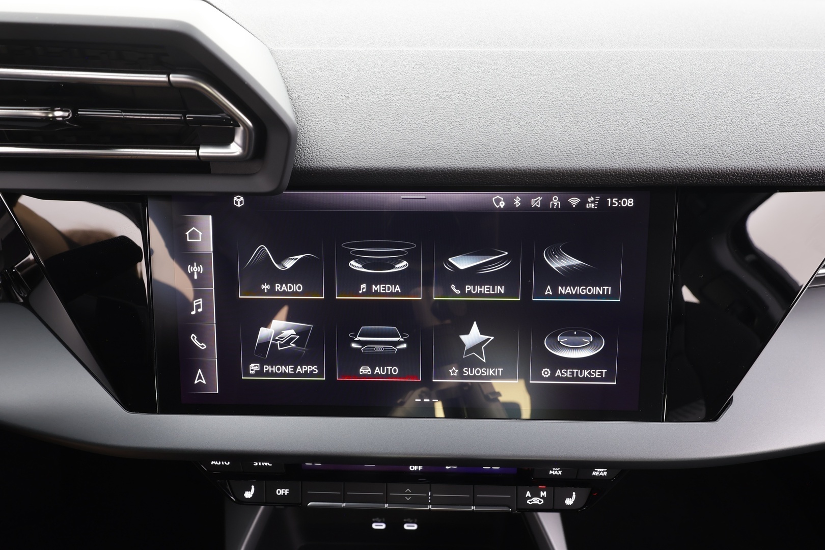 AUDI A3 2025