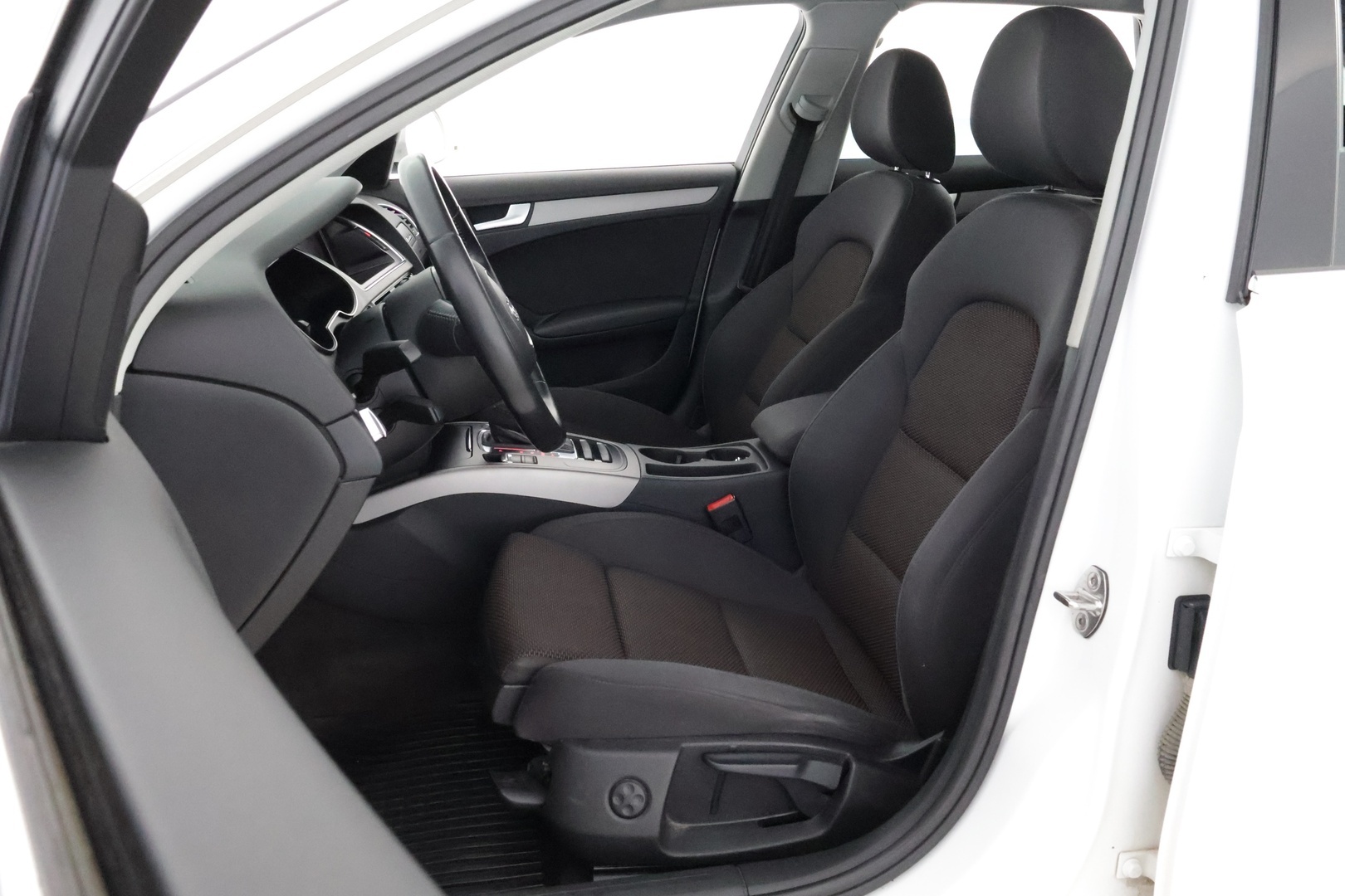 AUDI A4 allroad quattro 2014