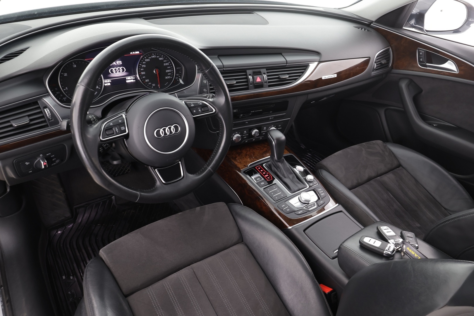 AUDI A6 2016