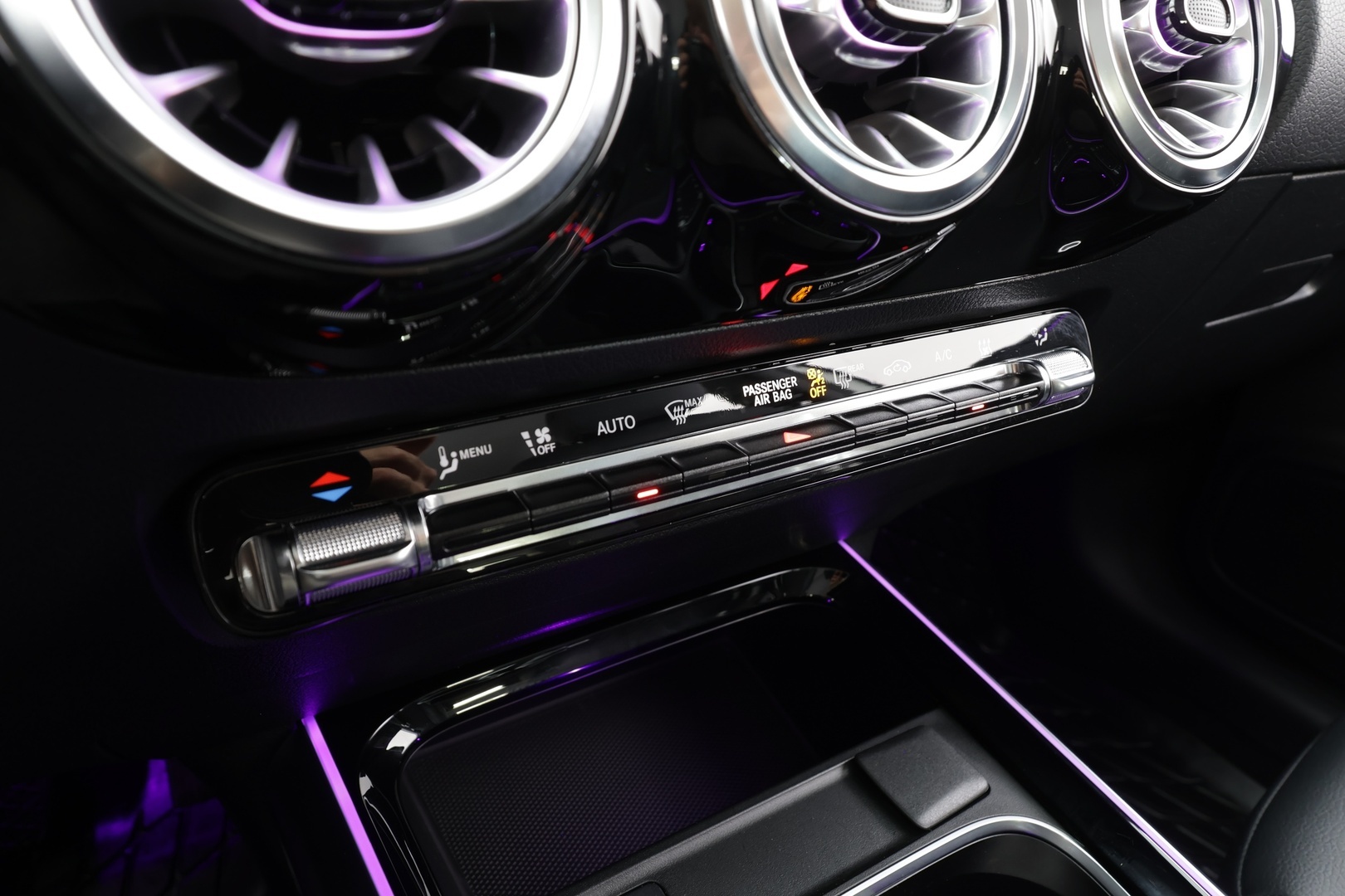 MERCEDES-BENZ B 2023