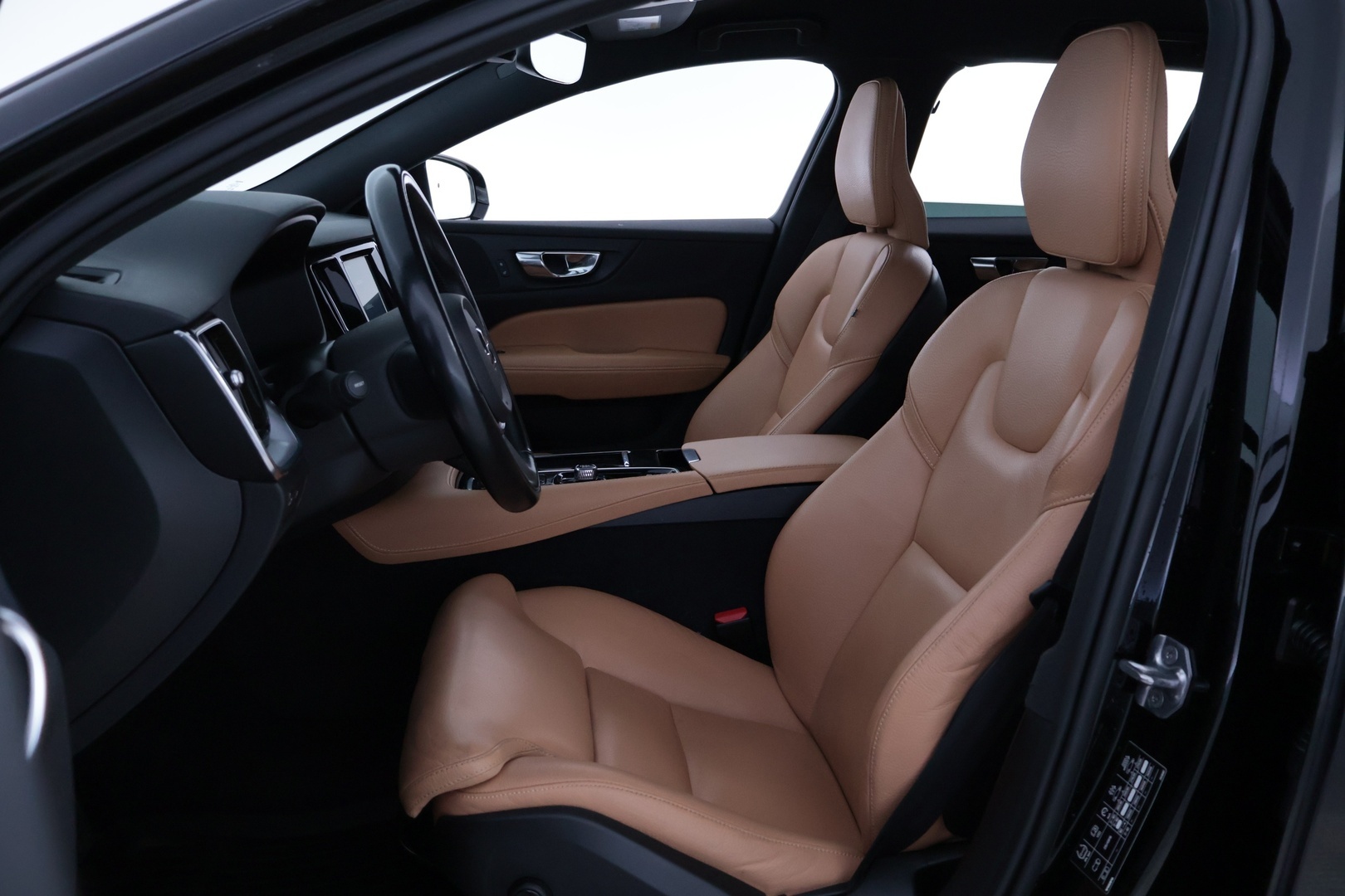 VOLVO V60 2020