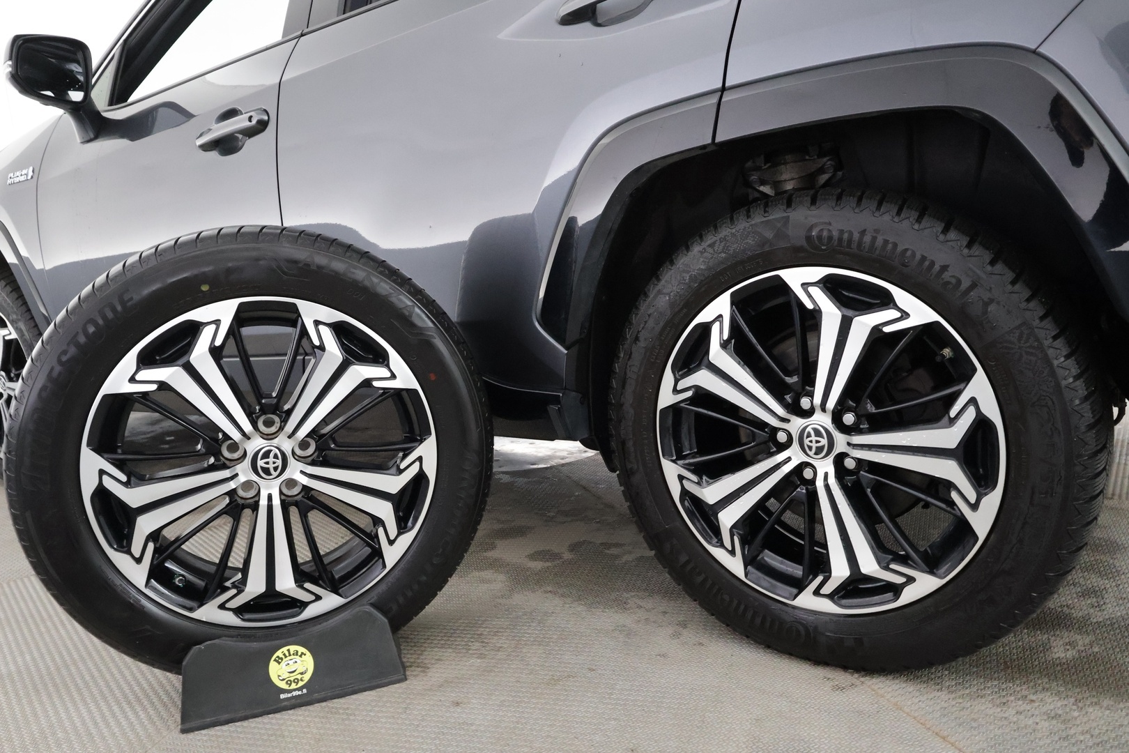 TOYOTA RAV4 2021