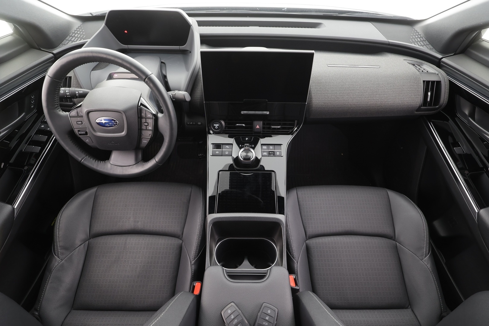 SUBARU Solterra 2023