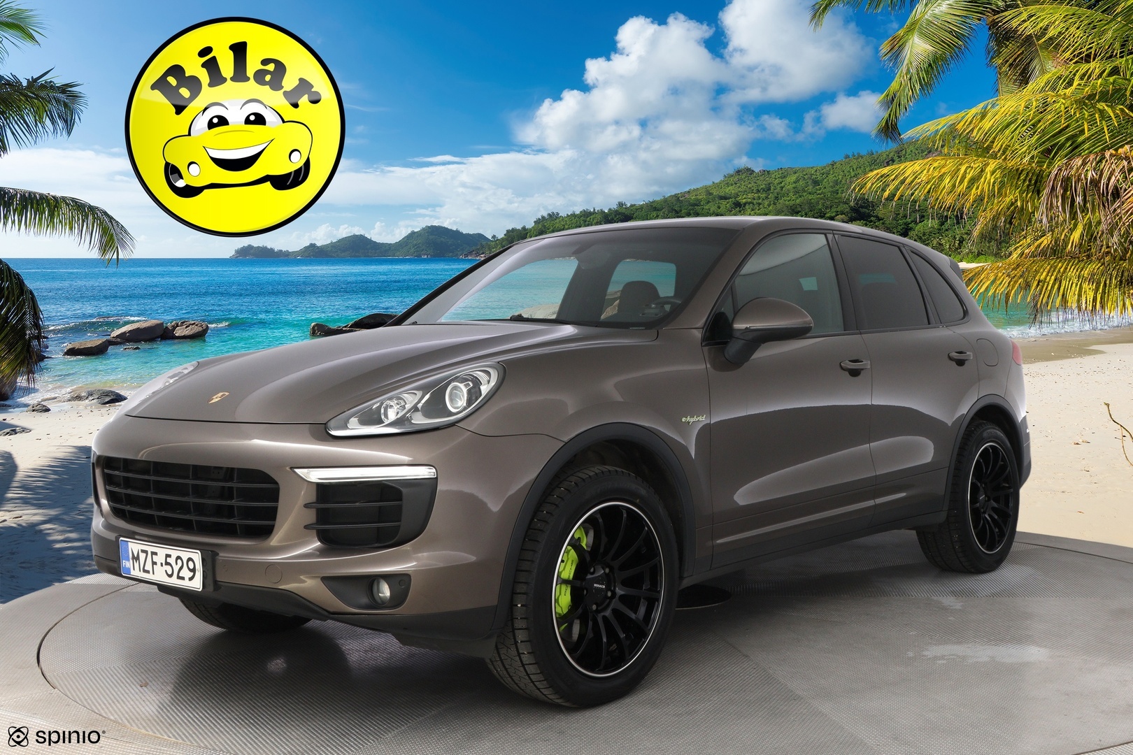 PORSCHE Cayenne 2015