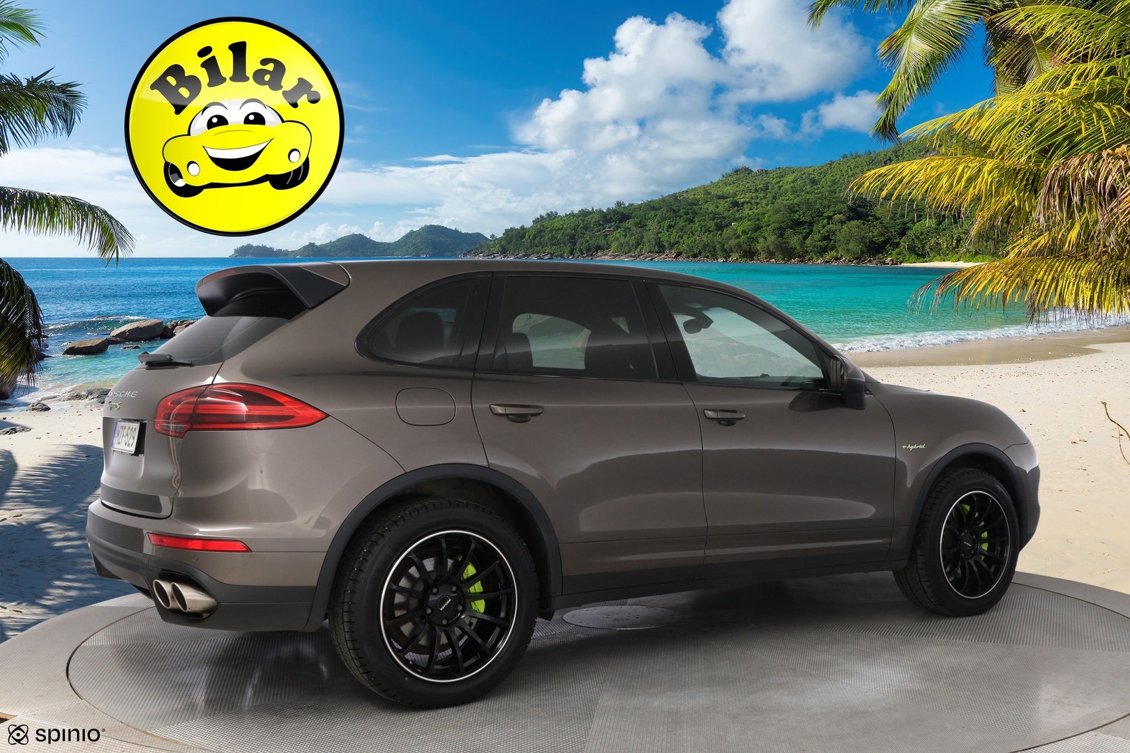 PORSCHE Cayenne 2015