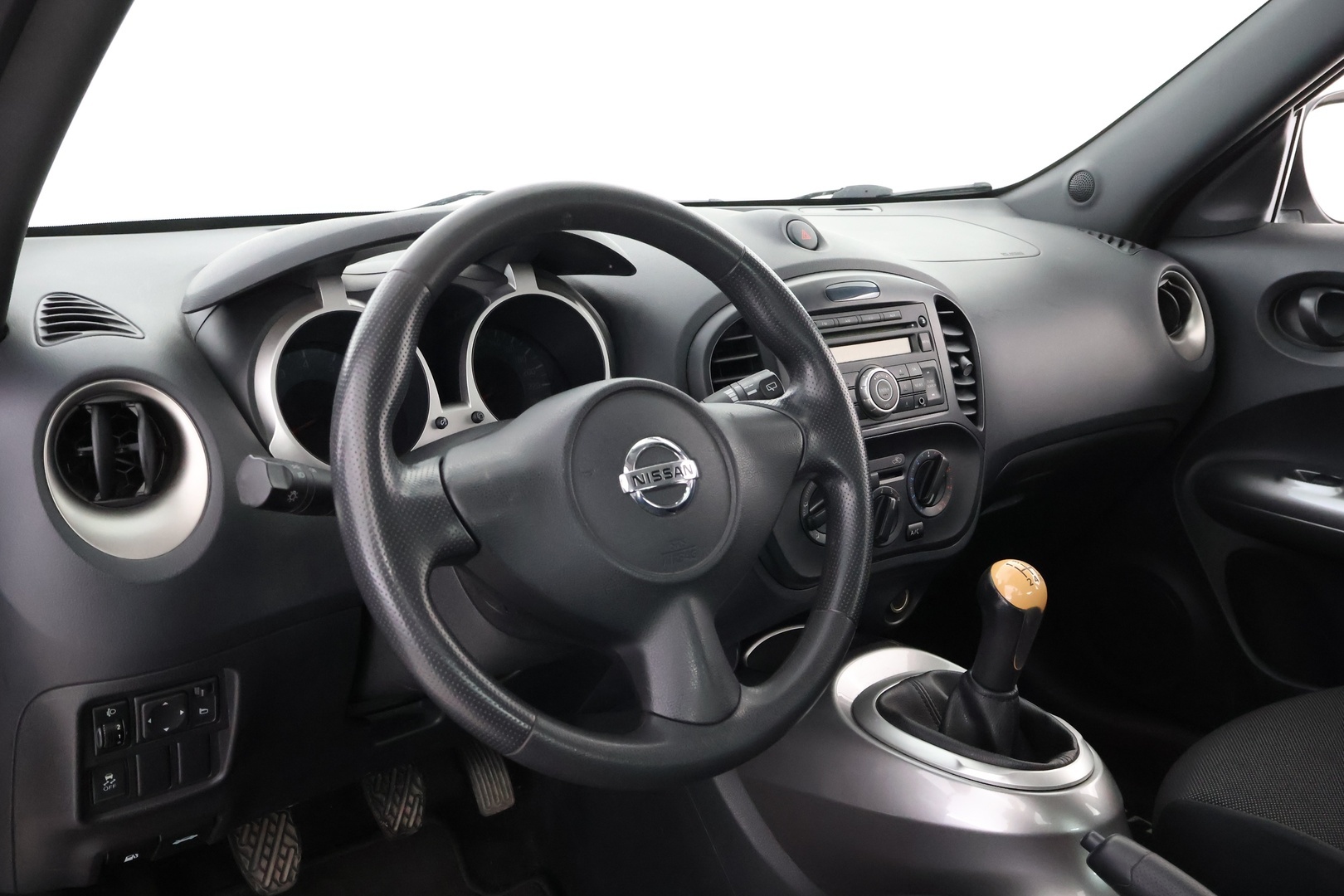 NISSAN Juke 2011