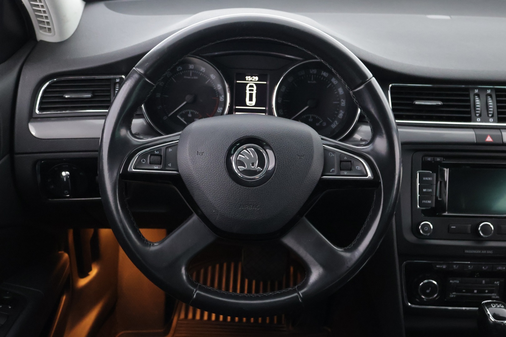 SKODA Superb 2014