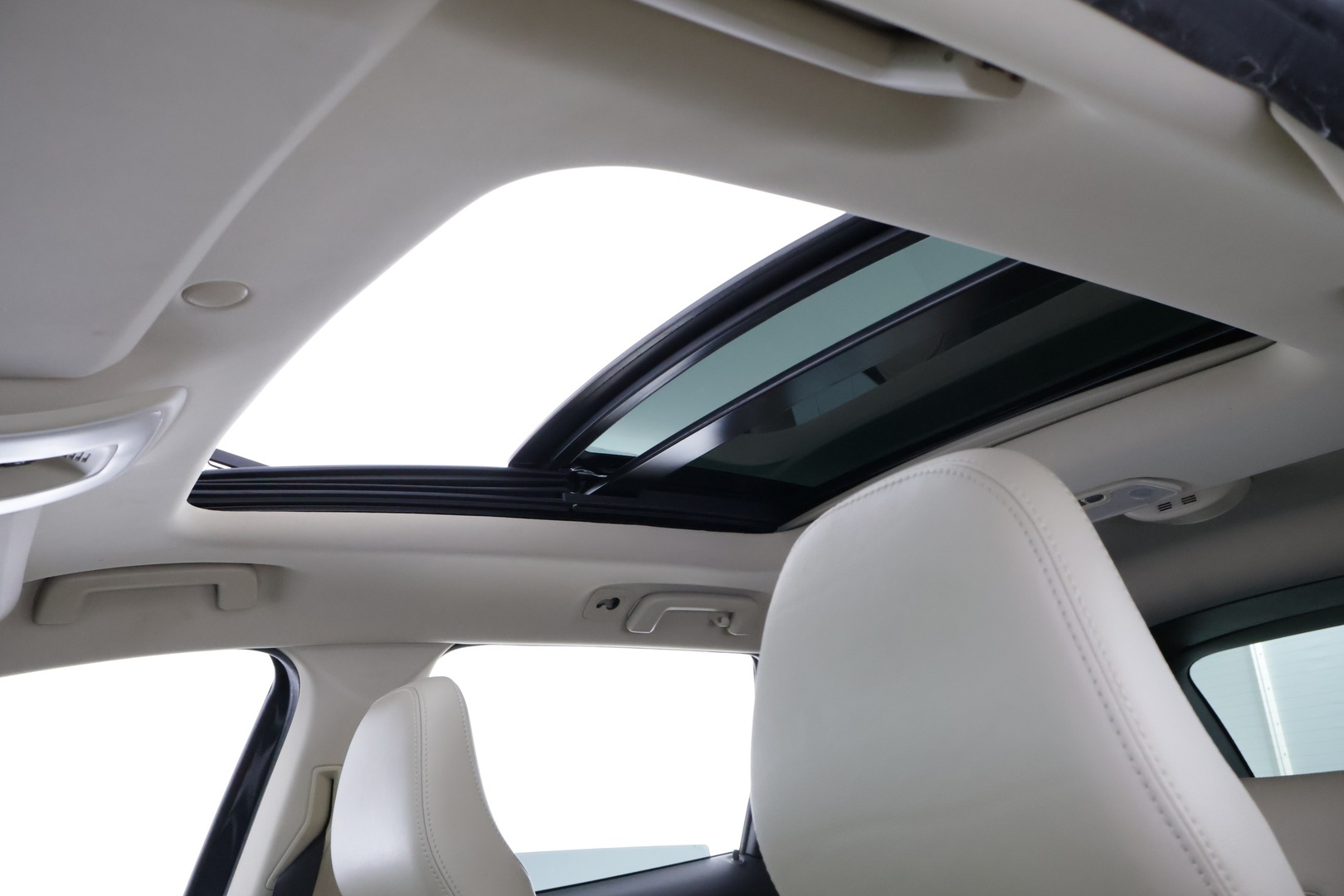 VOLVO XC60 2016