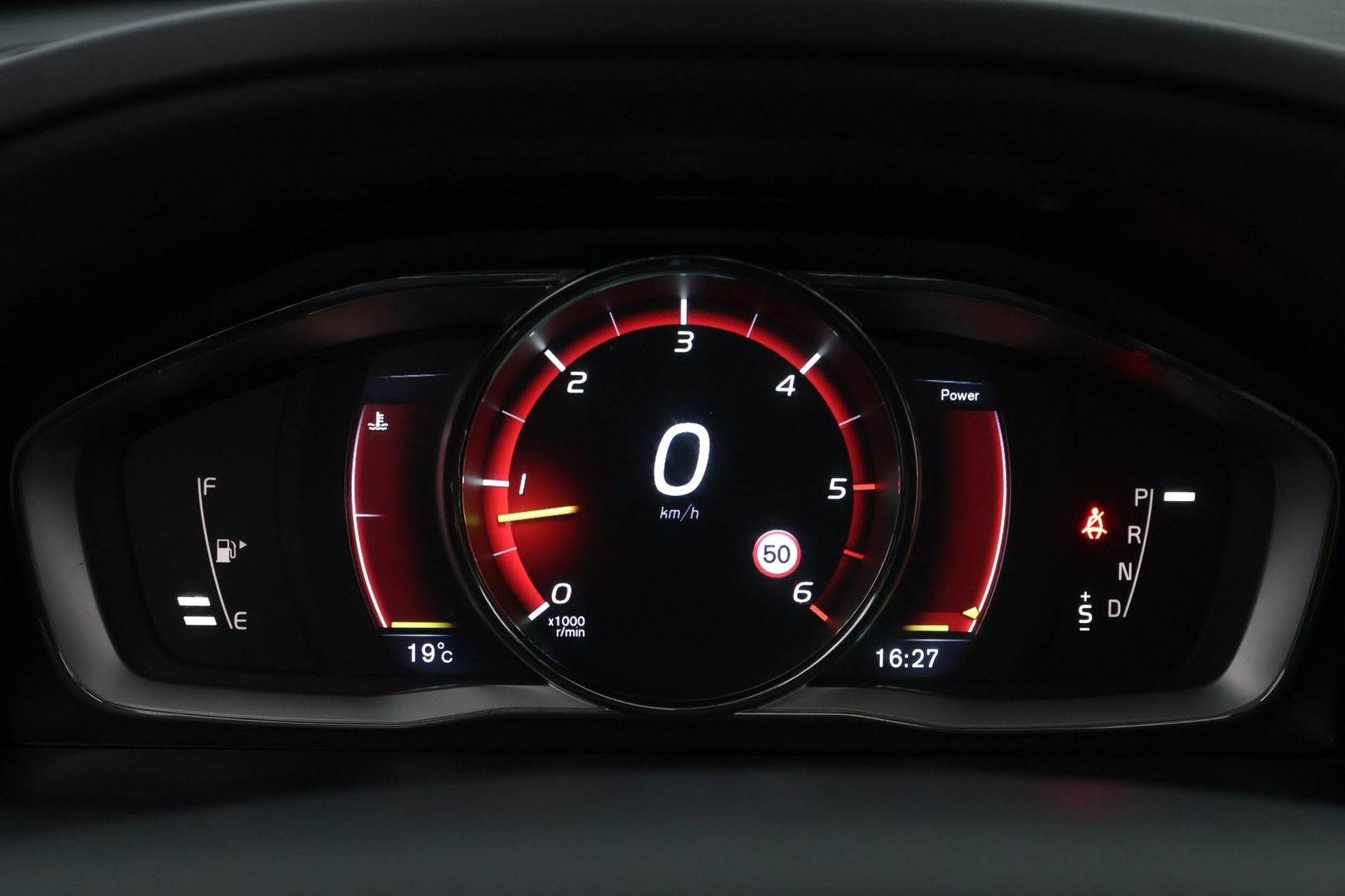 VOLVO XC60 2016