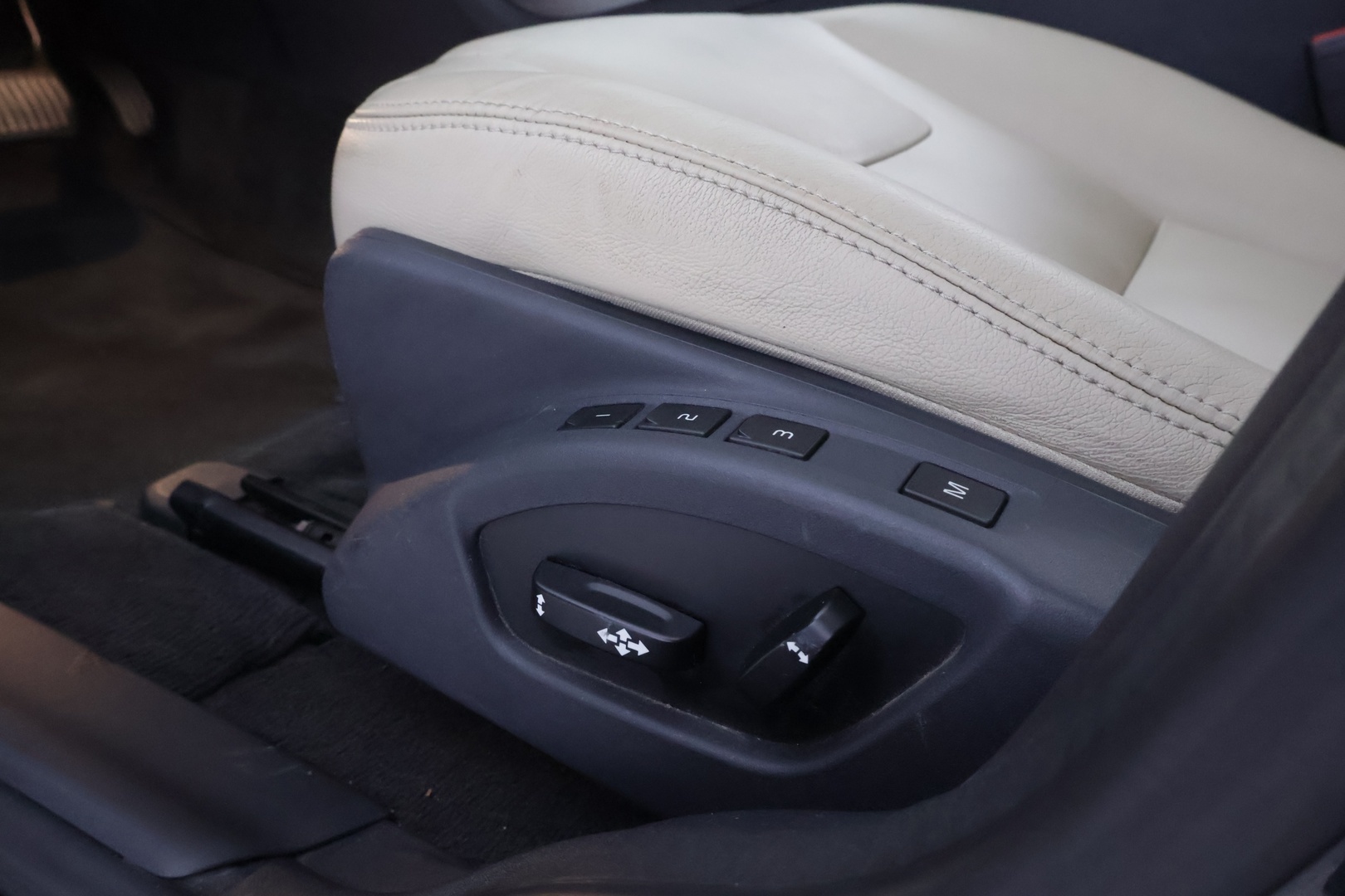 VOLVO XC60 2016