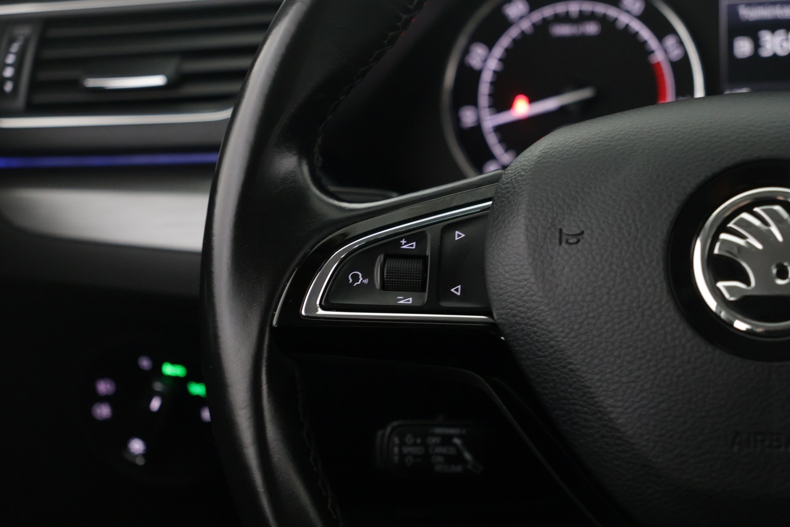 SKODA Superb 2016