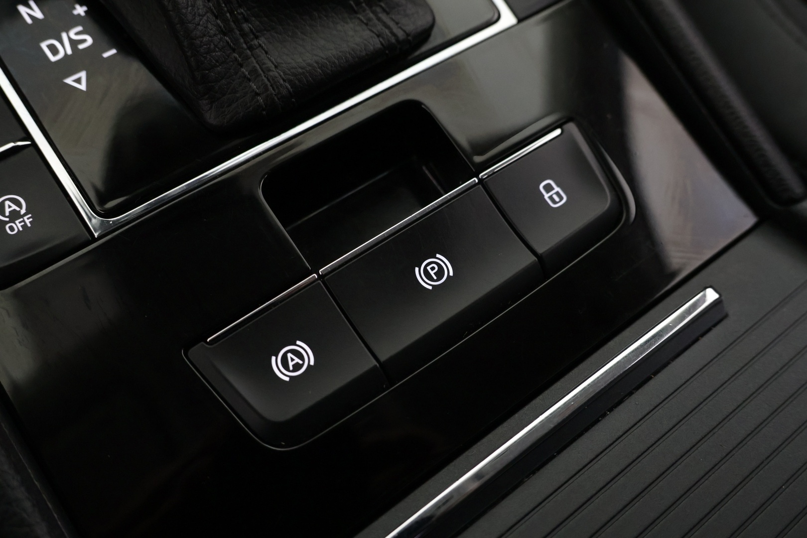 SKODA Superb 2016