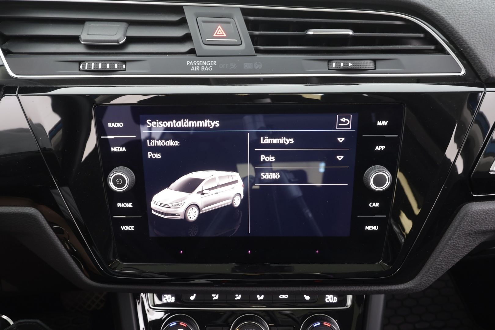 VOLKSWAGEN Touran 2019