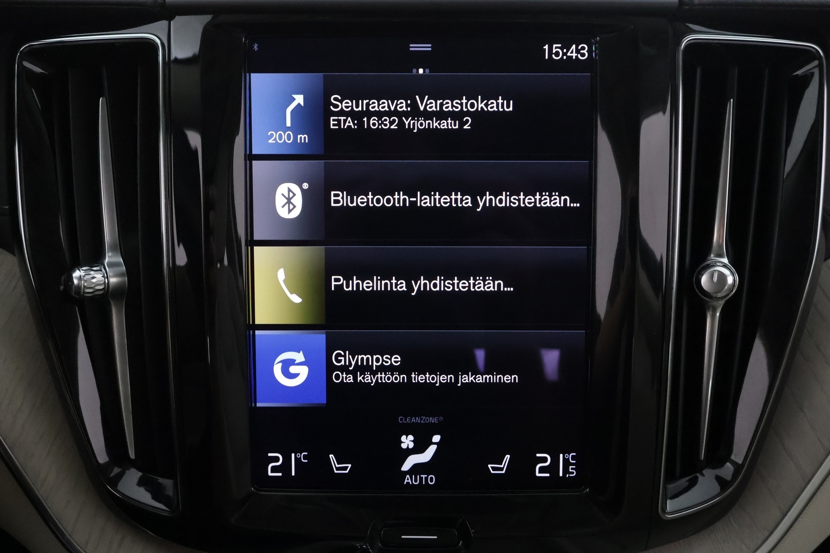 VOLVO XC60 2021