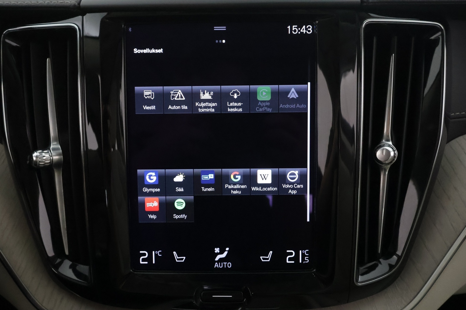 VOLVO XC60 2021