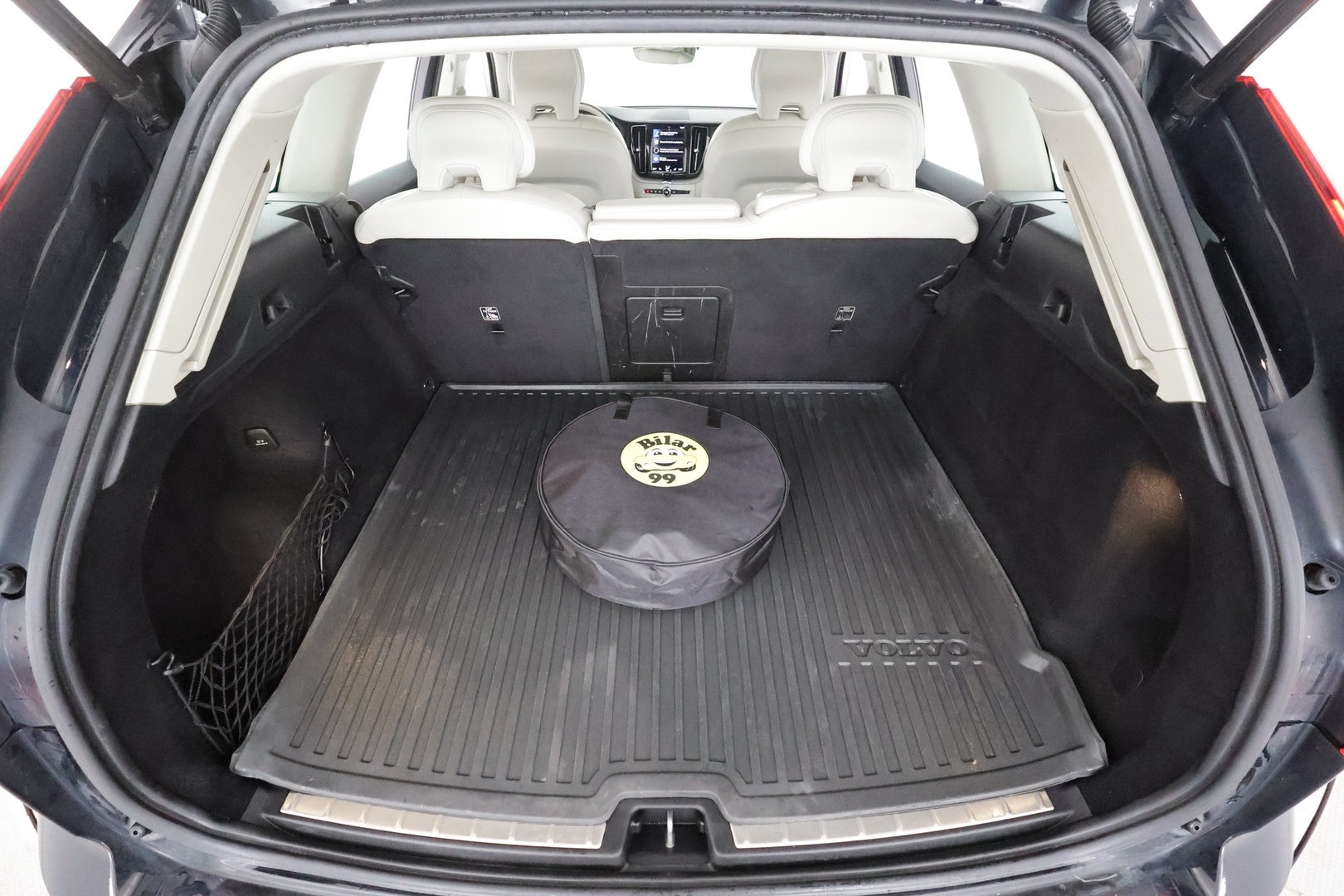 VOLVO XC60 2021