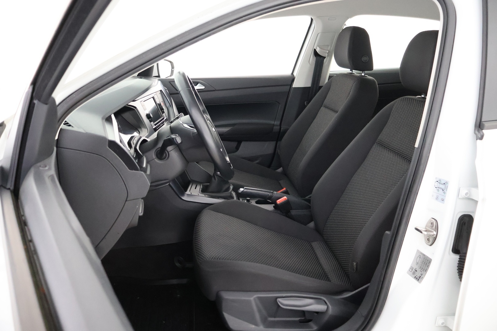 VOLKSWAGEN Polo 2020