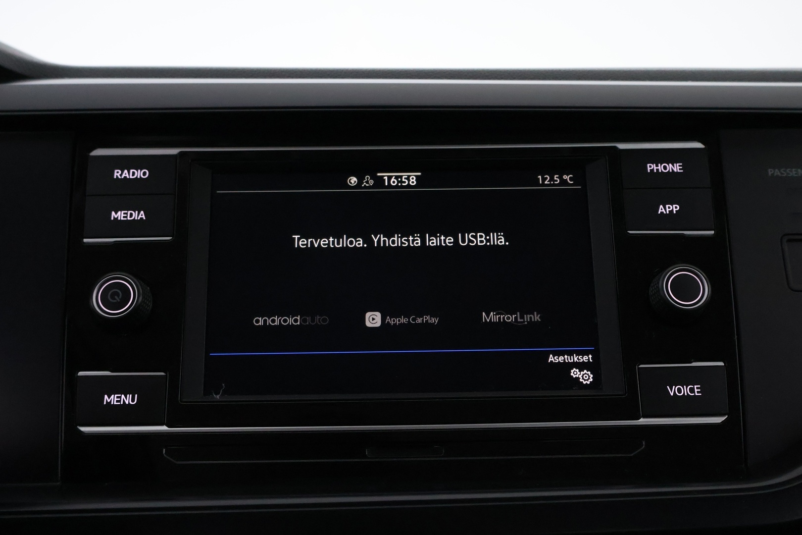 VOLKSWAGEN Polo 2020