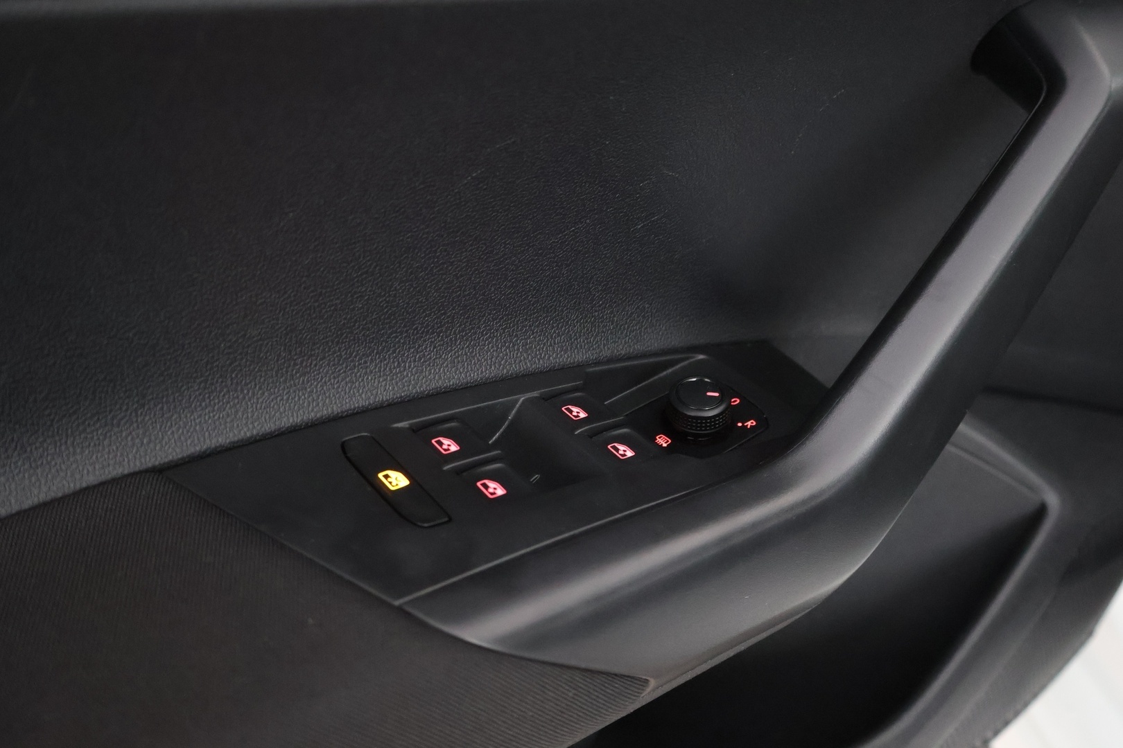 VOLKSWAGEN Polo 2020