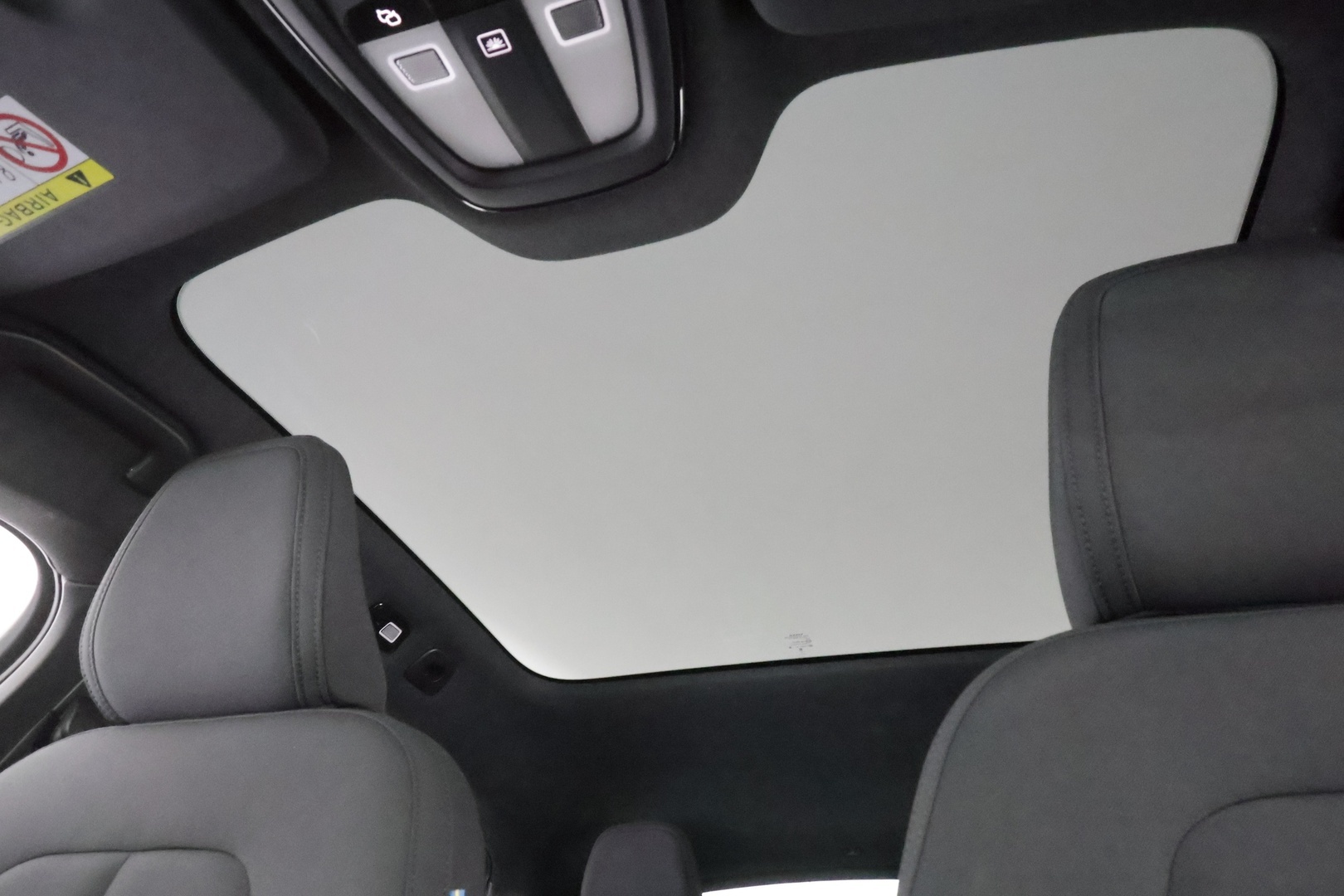 VOLVO C40 2023