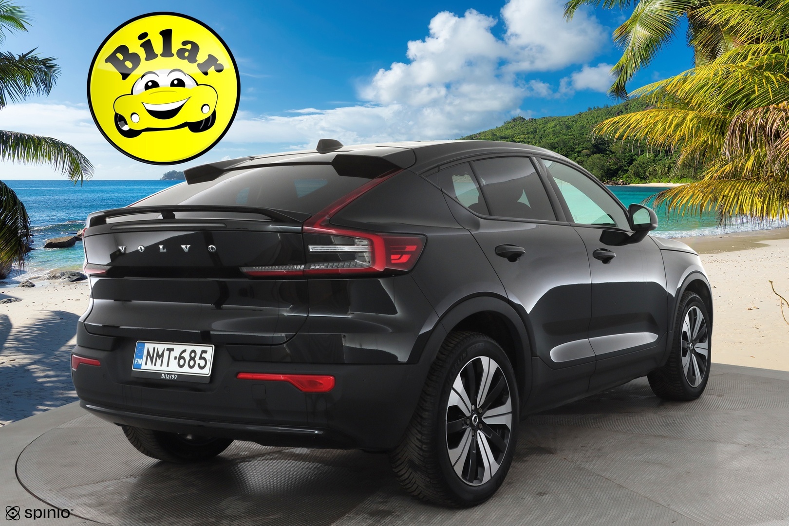 VOLVO C40 2023