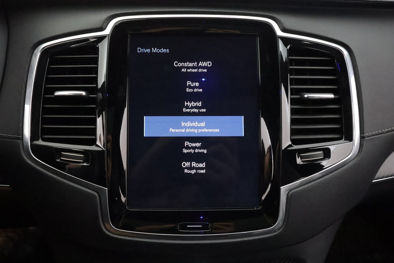 VOLVO XC90 2019