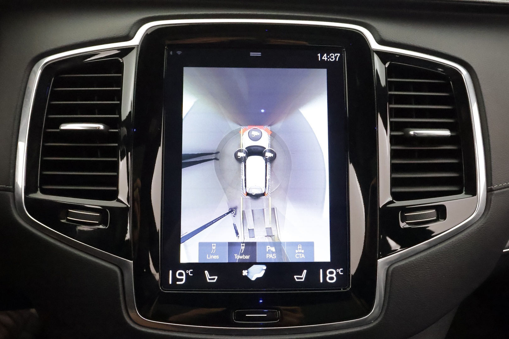 VOLVO XC90 2019