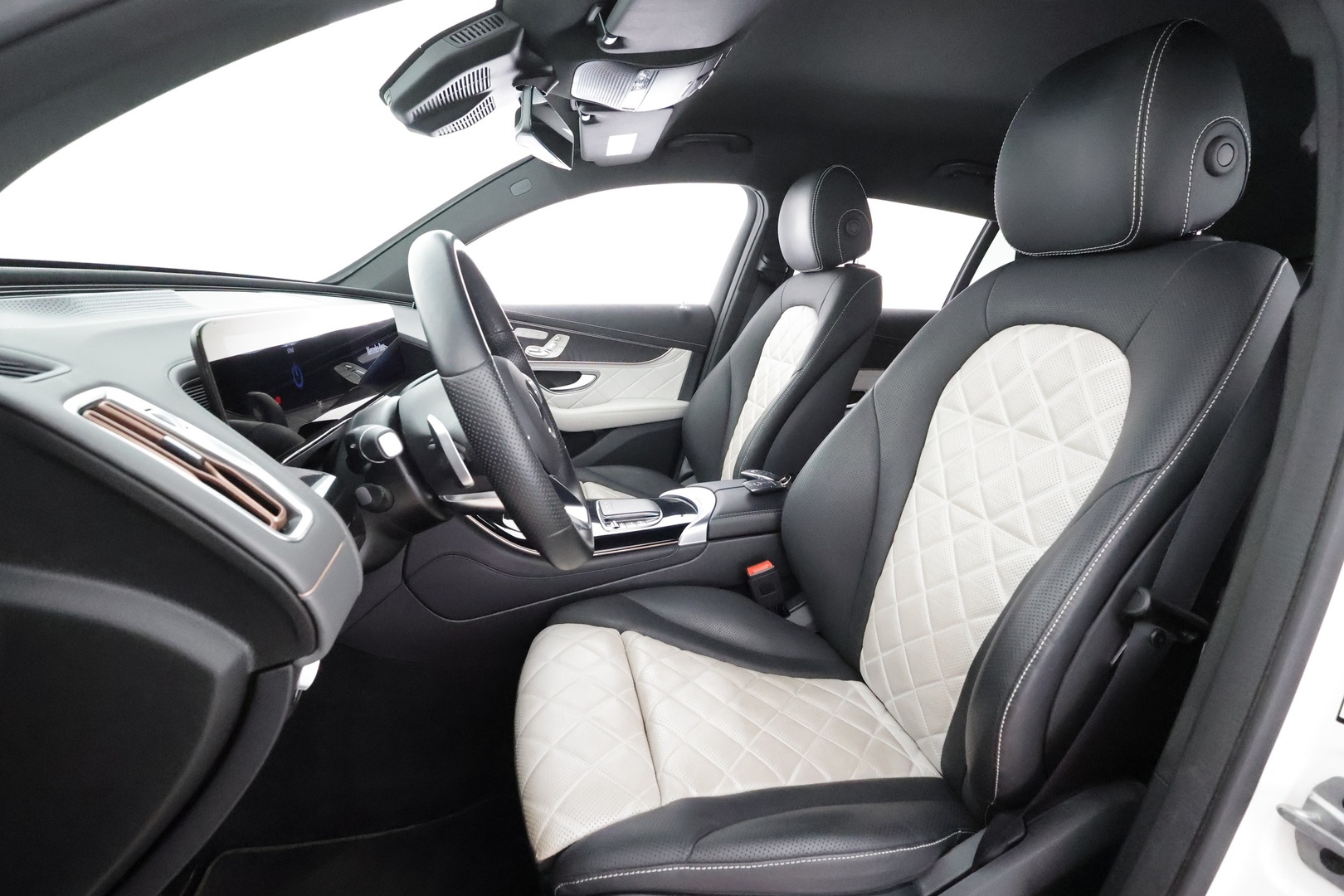 MERCEDES-BENZ EQC 2022