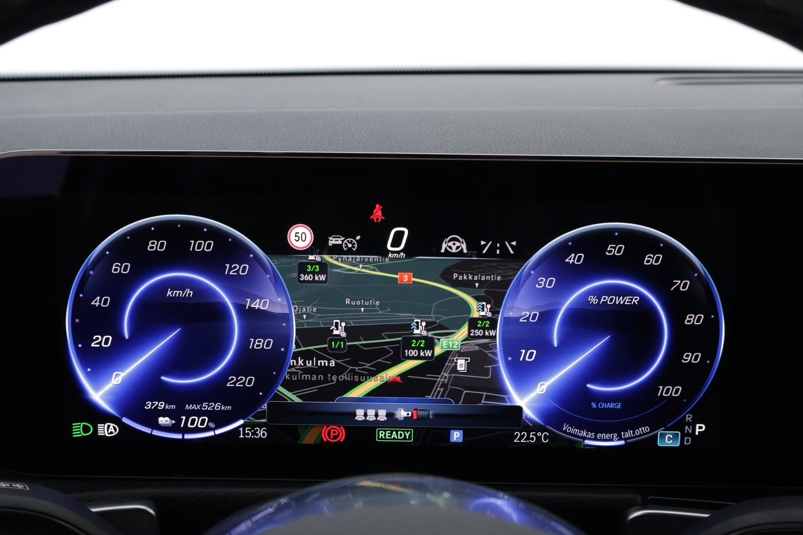 MERCEDES-BENZ EQB 2024